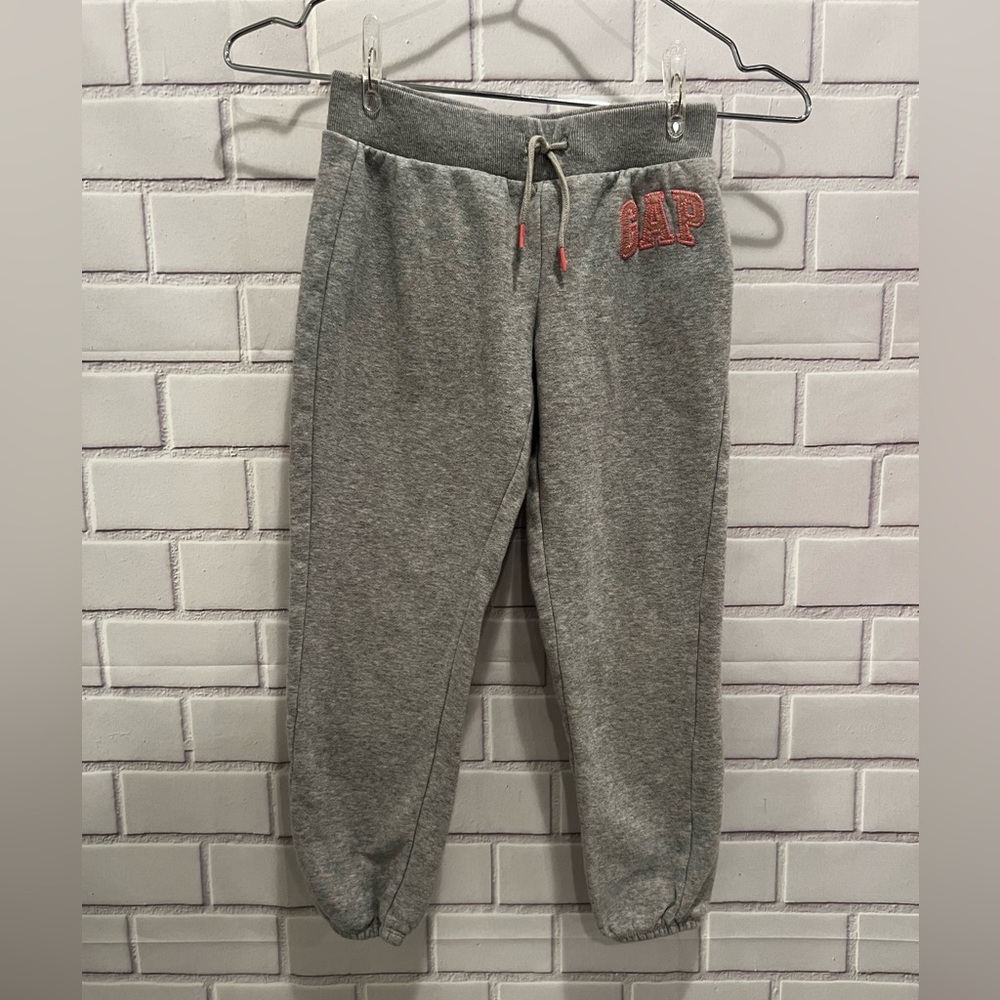 GAP Kids Grey Sweatpants/size S